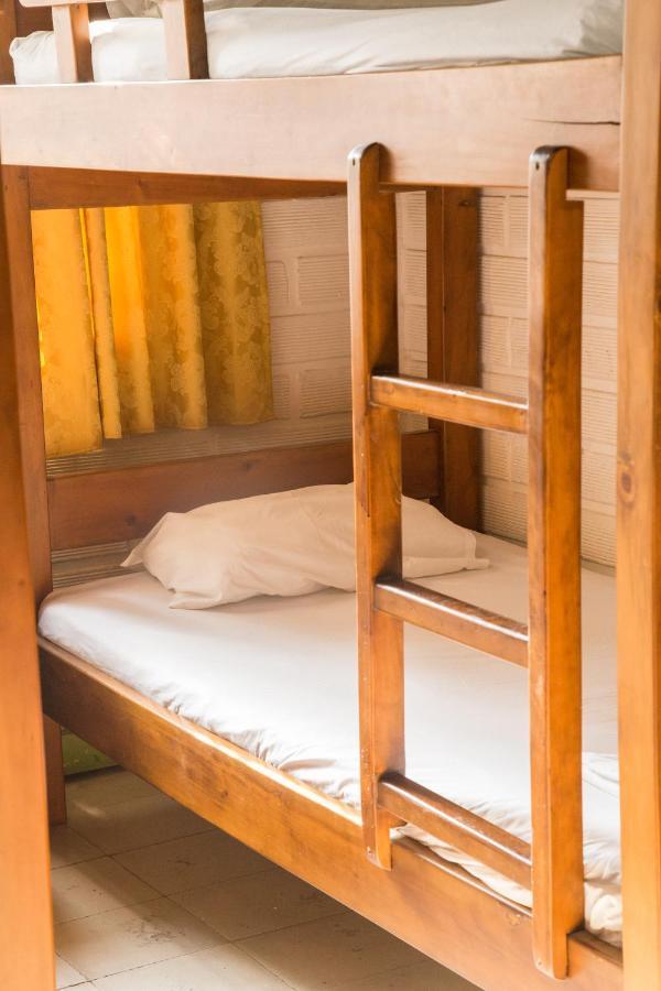 Spring City Hostel Медельїн Екстер'єр фото